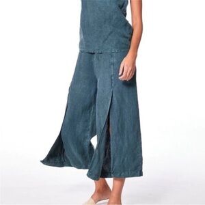 Young Fabulous & Broke YFB Wide Leg Linen Crop Pants Large